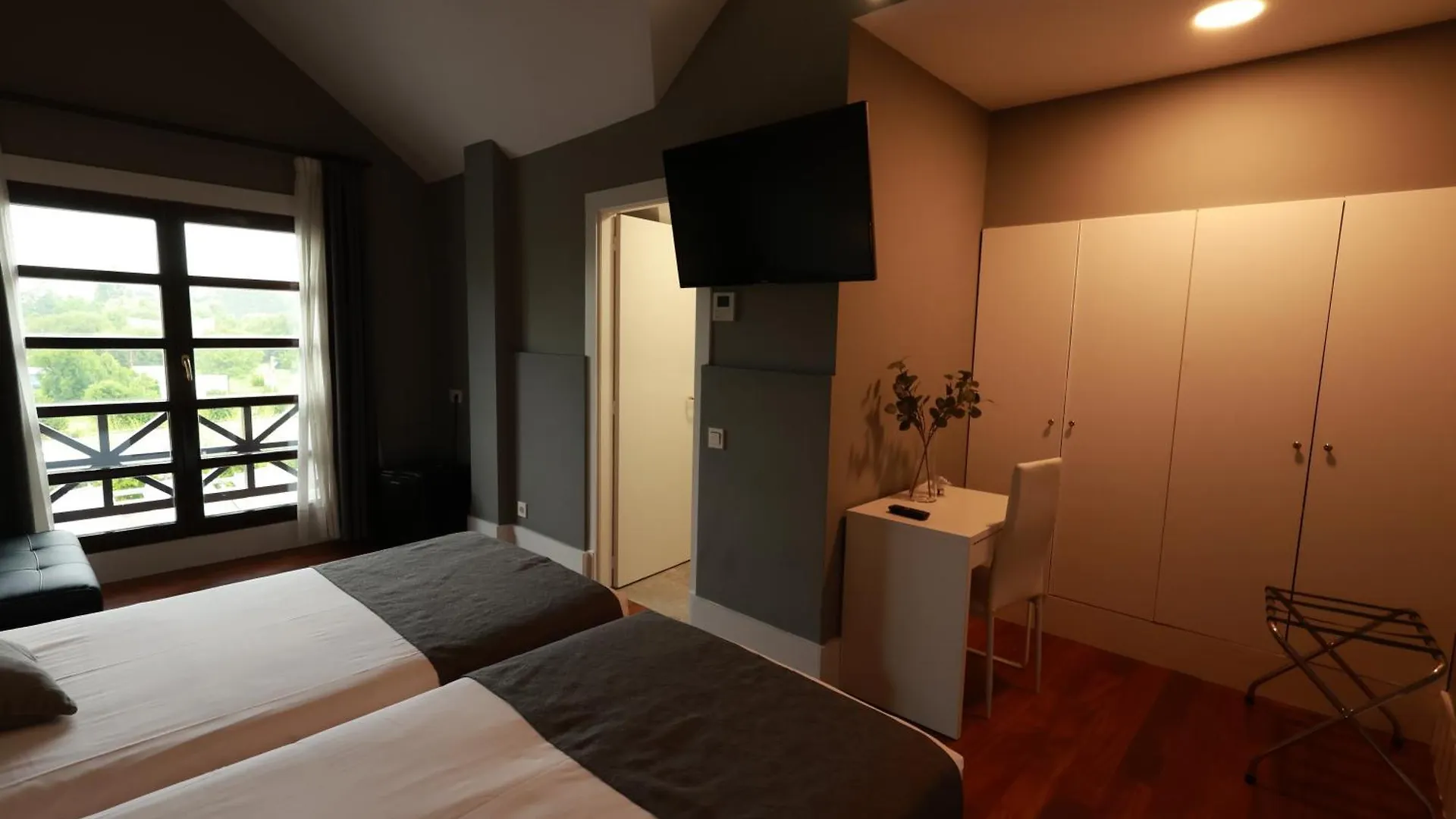 Hotel The Park Derio